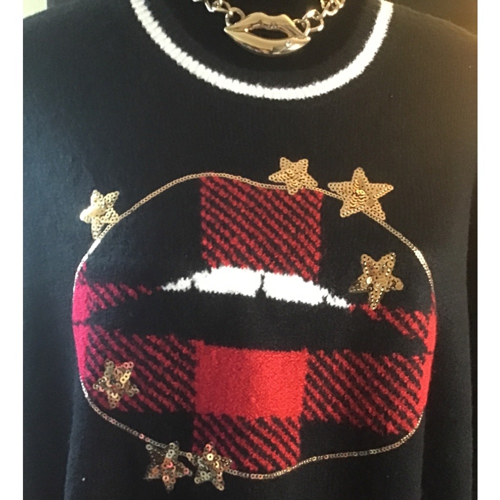 LOWEST🌺 NWT TORRID 5X-2X 1X-0X-or 00 BLACK w/GOLD STARS SWEATER - Picture 5 of 11